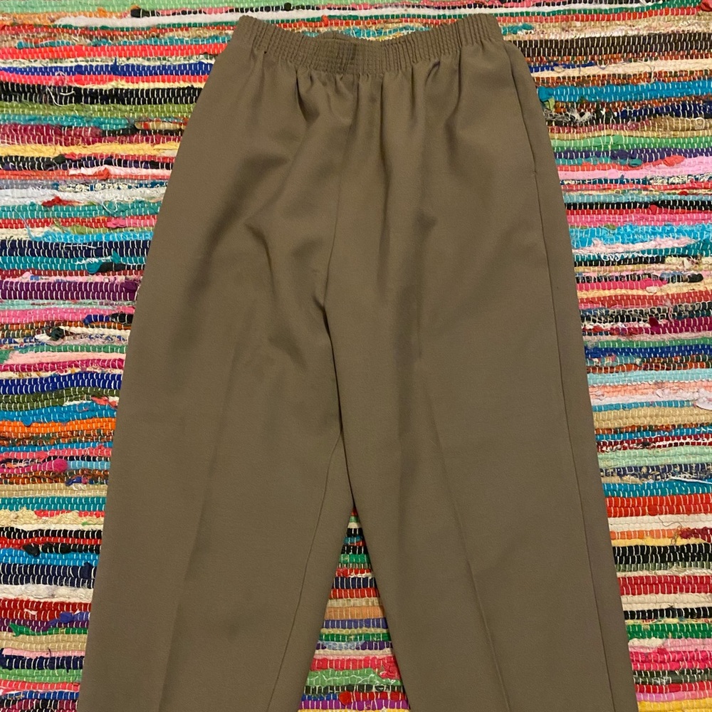 Hi there! I am selling vintage and hippie clothes for autism awareness!